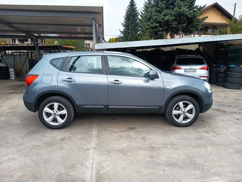 Nissan Qashqai 1.6i, снимка 3 - Автомобили и джипове - 52086262