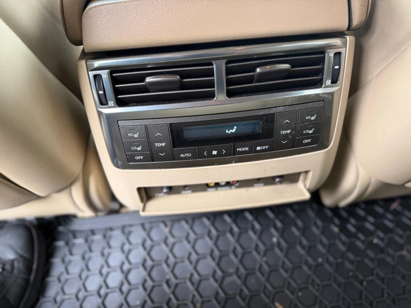 Lexus LX 570, снимка 8 - Автомобили и джипове - 52522729