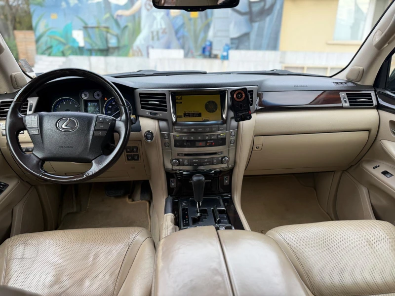 Lexus LX 570, снимка 7 - Автомобили и джипове - 52522729