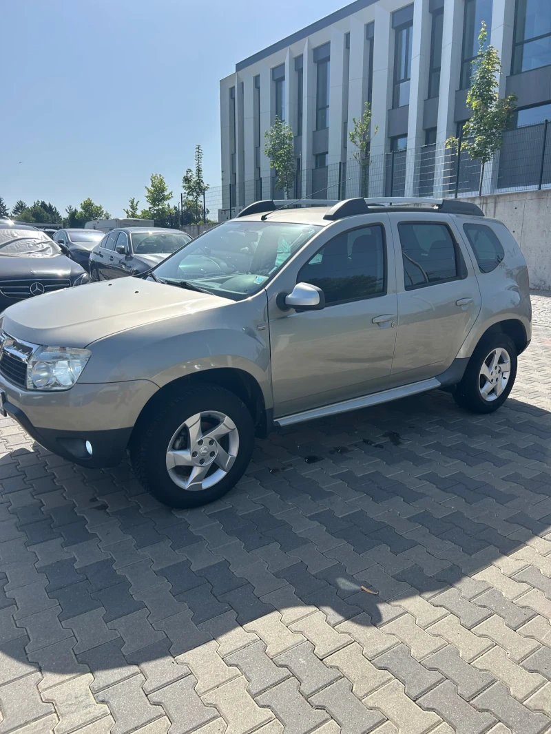 Dacia Duster 1.5 DCI, снимка 2 - Автомобили и джипове - 52559551