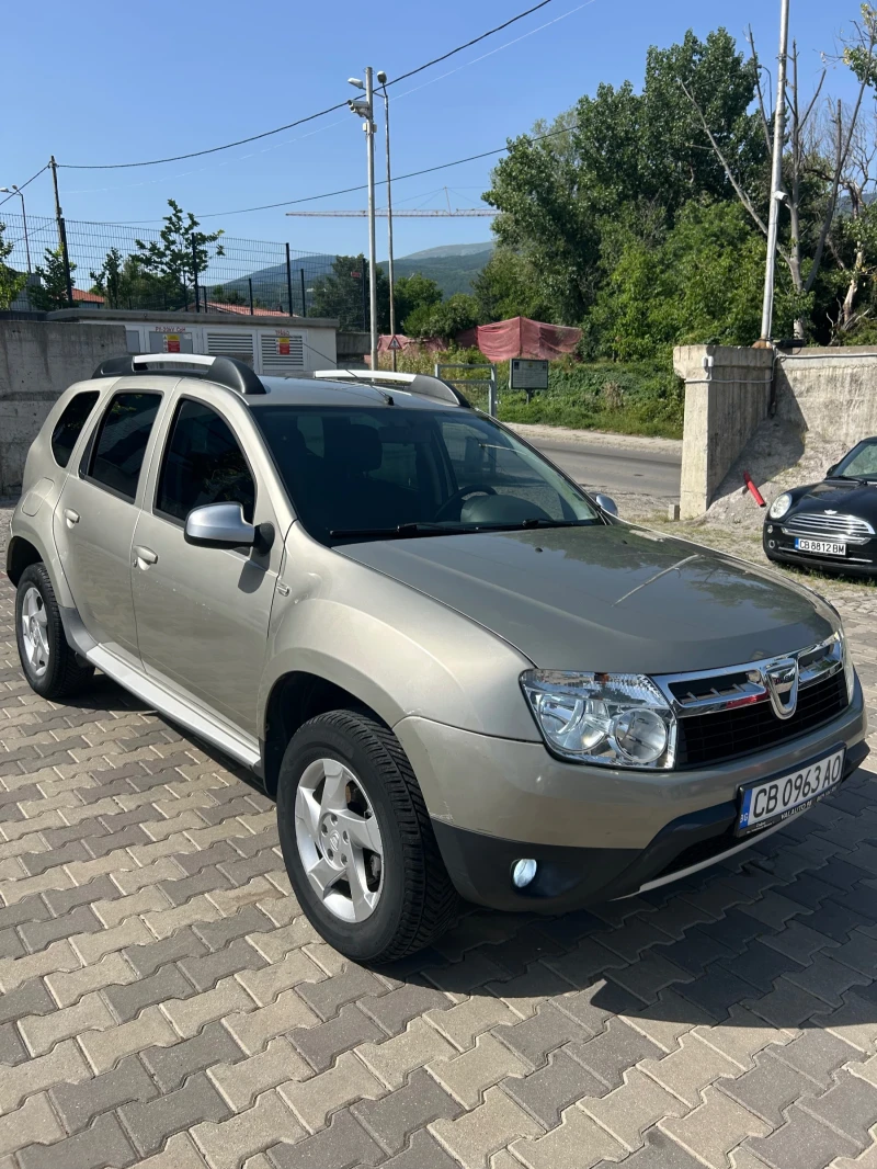 Dacia Duster 1.5 DCI, снимка 8 - Автомобили и джипове - 52559551