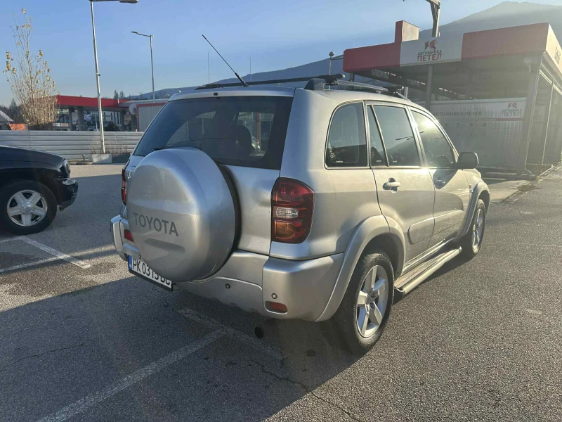 Toyota Rav4, снимка 5 - Автомобили и джипове - 52805080