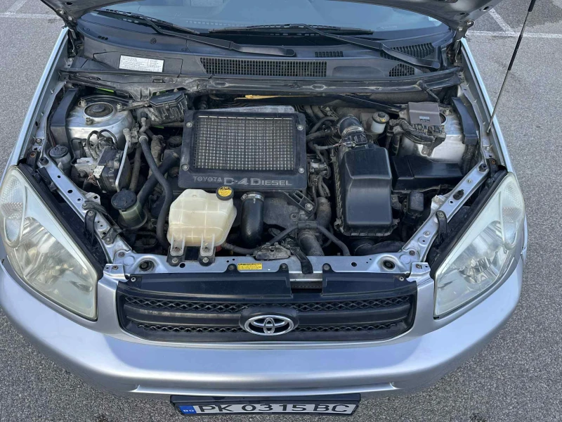 Toyota Rav4, снимка 15 - Автомобили и джипове - 52805080