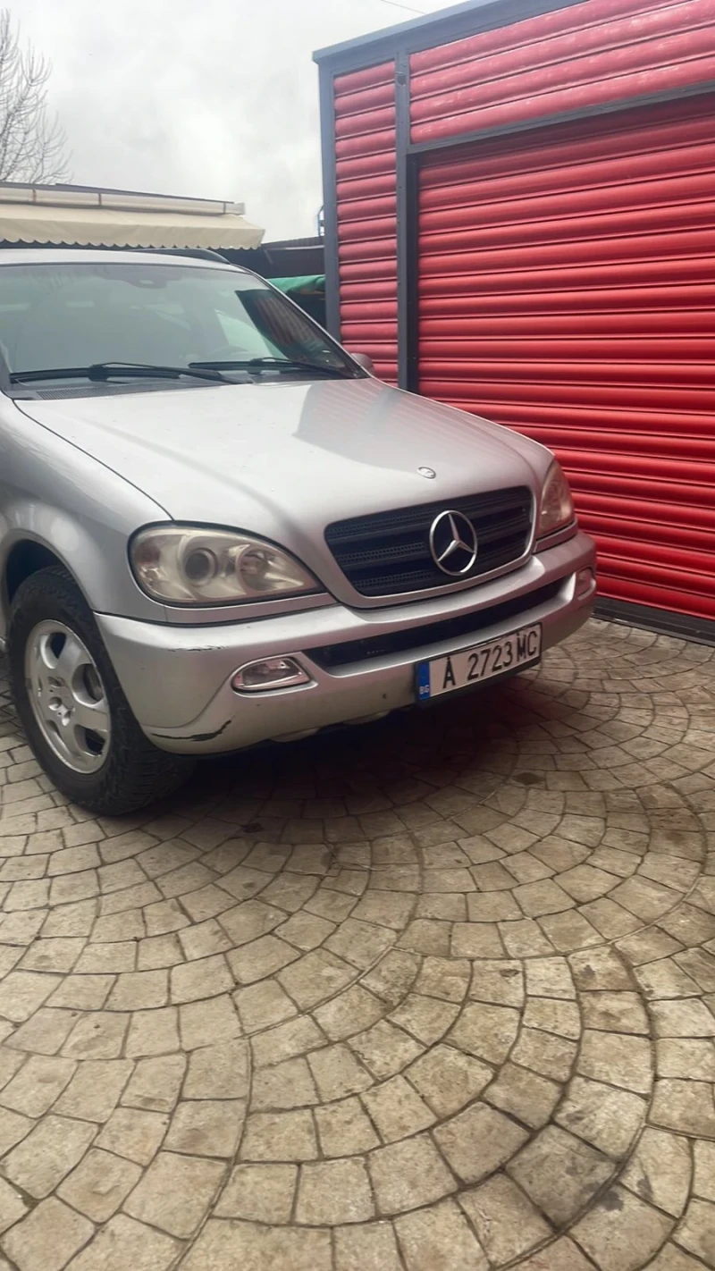 Mercedes-Benz ML 270 Джип, снимка 2 - Автомобили и джипове - 53475347