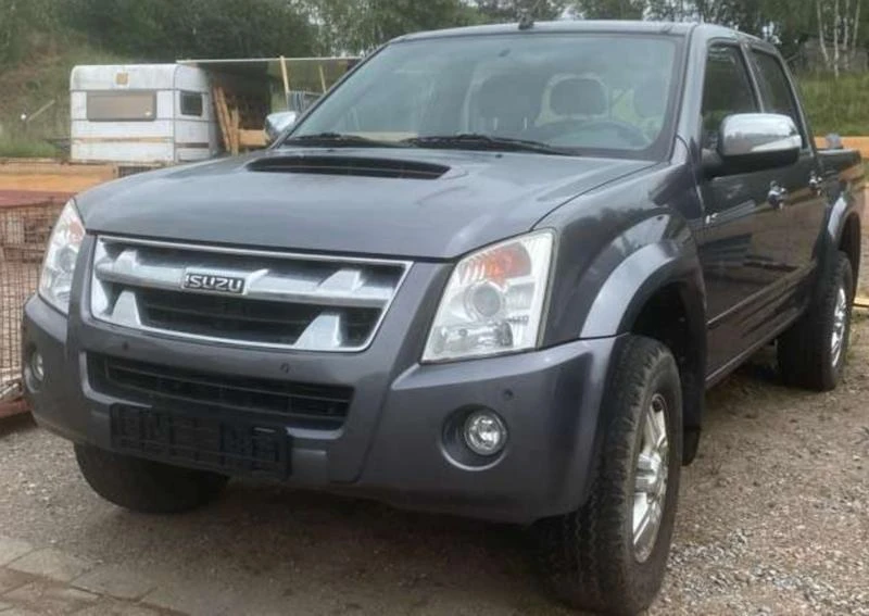 Isuzu D-max 2.5, снимка 1 - Автомобили и джипове - 47579795