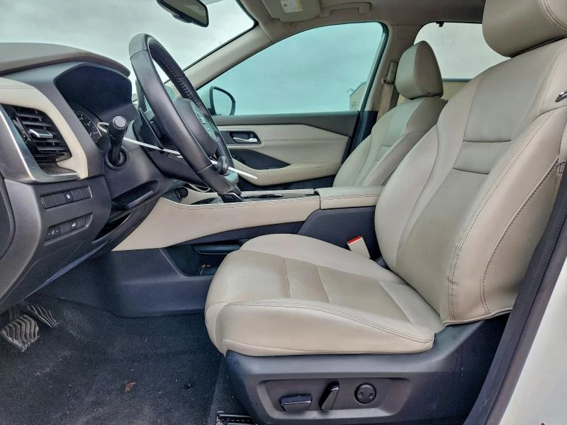 Nissan Rogue 2.5L 4 Front-wheel Drive, снимка 10 - Автомобили и джипове - 52904627