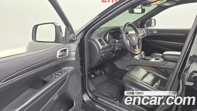 Jeep Grand cherokee LIMITED!, снимка 5 - Автомобили и джипове - 54940360