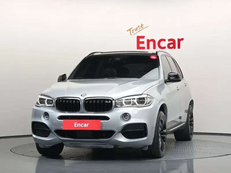 BMW X5 xDrive M50, снимка 3 - Автомобили и джипове - 55352699