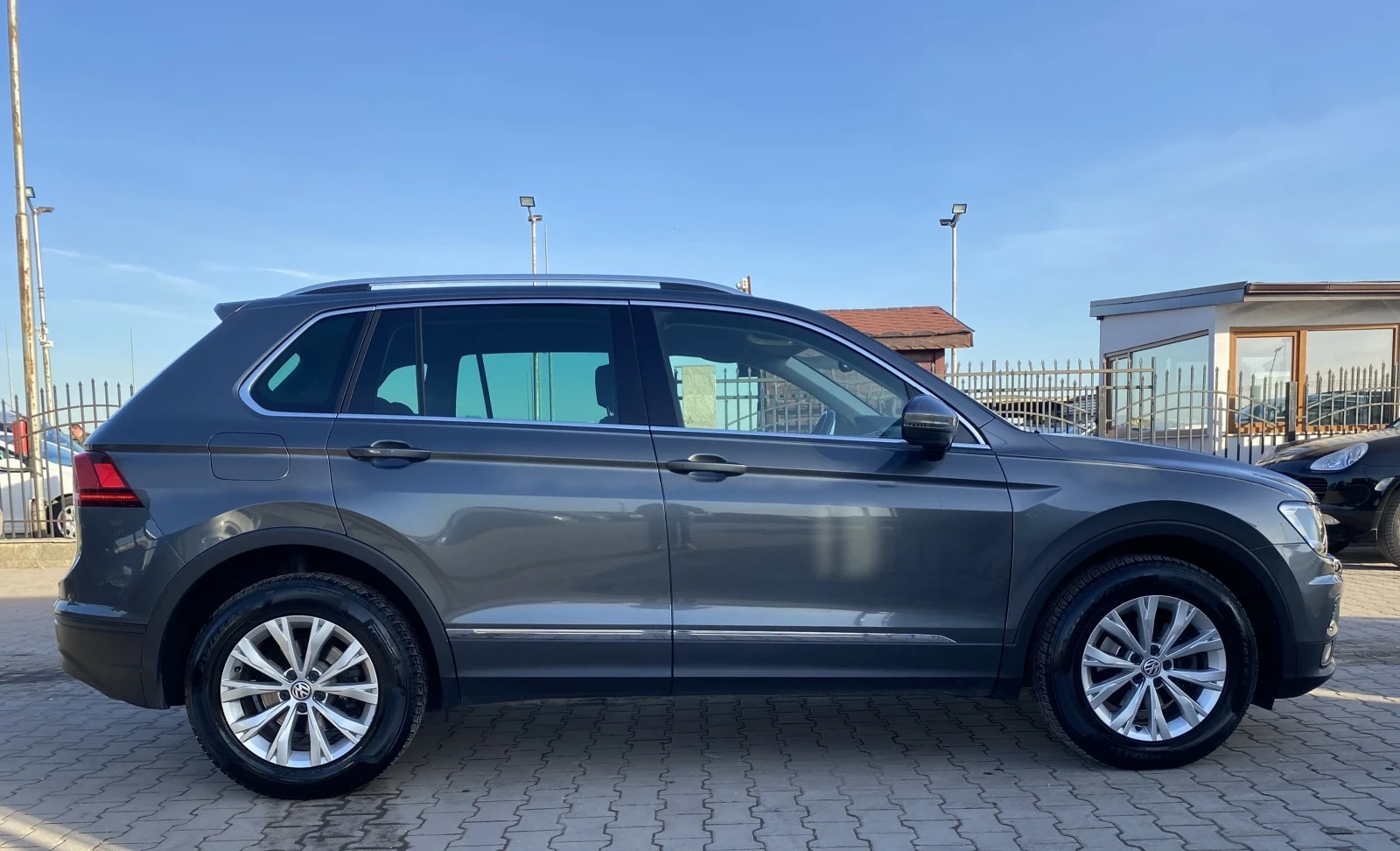 VW Tiguan 2.0D 4 MOTION DIGITAL EURO 6D - изображение 6