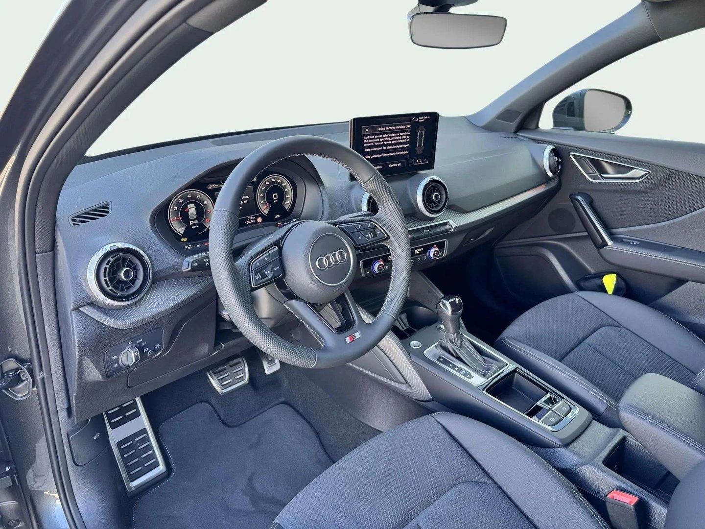 Audi Q2 S Line 35 TFSI - изображение 7