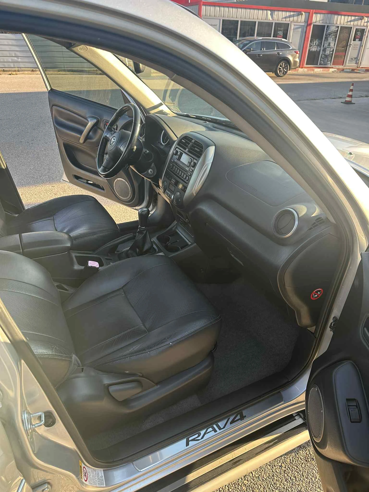 Toyota Rav4 | Mobile.bg � ����������� 12
