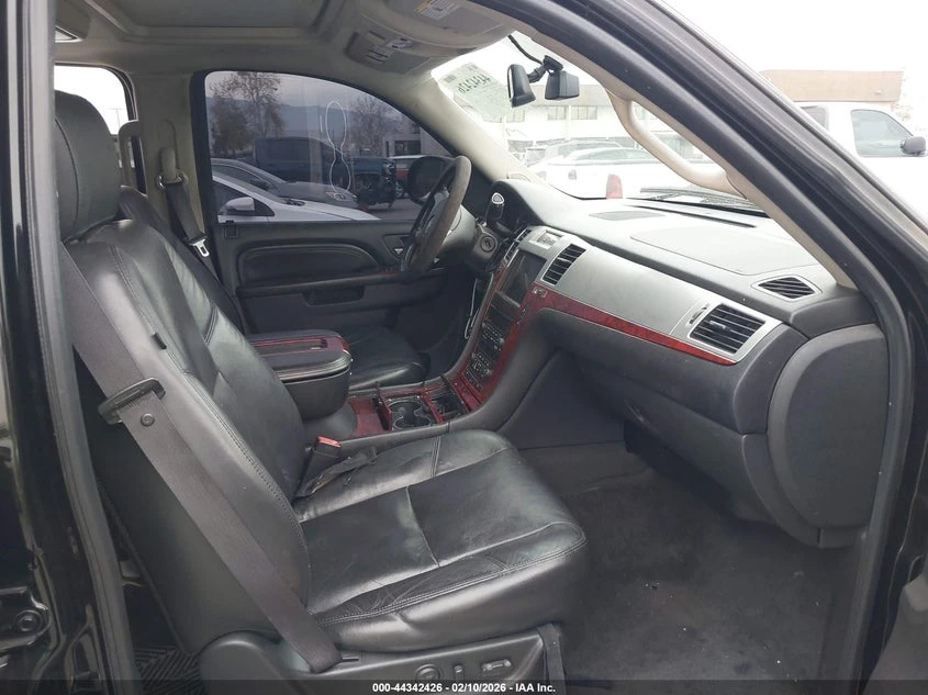 Cadillac Escalade 6.2L V-8 VVT, 403HP All Wheel Drive | Mobile.bg � ����������� 5