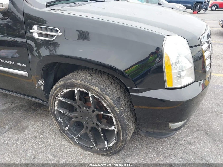 Cadillac Escalade 6.2L V-8 VVT, 403HP All Wheel Drive | Mobile.bg � ����������� 6