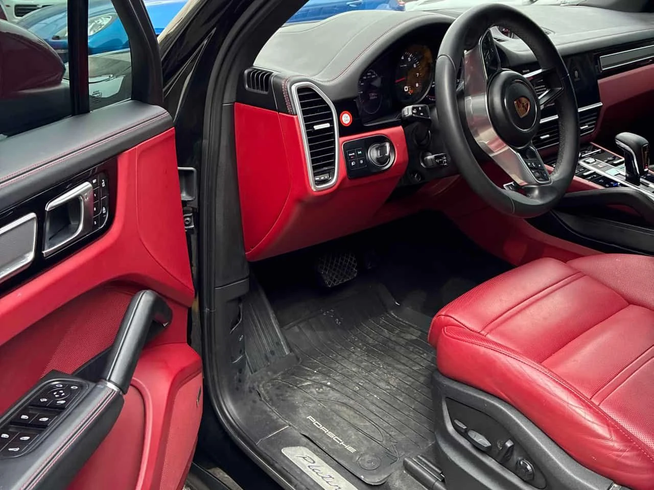 Porsche Cayenne /360/DISTRONIC/BOSE/ОБДУХВАНЕ/MATRIX, снимка 5 - Автомобили и джипове - 54291687