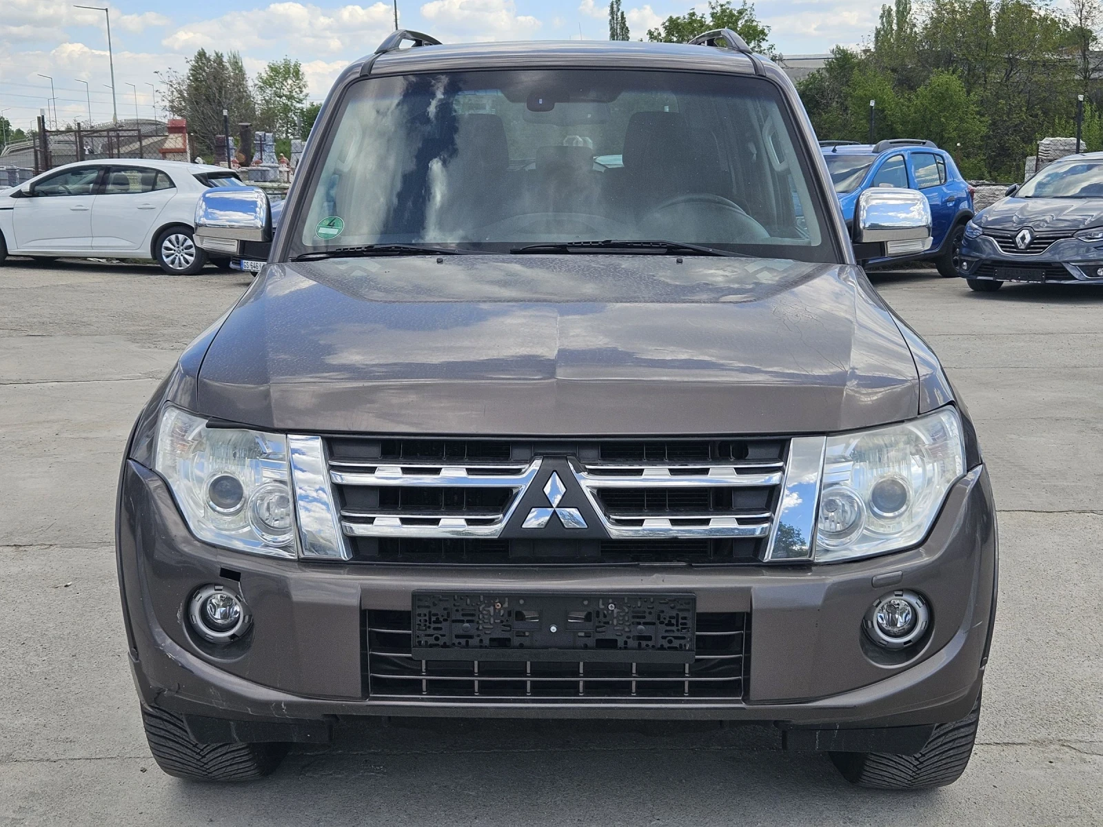 Mitsubishi Pajero 3.2 DI-D АВТОМАТИК! КАМЕРА! 6+ 1!, снимка 2 - Автомобили и джипове - 54427490