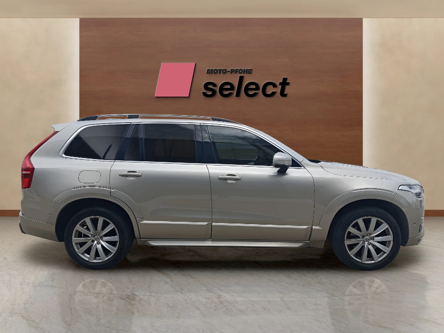 Volvo Xc90 2.0 D5, снимка 4 - Автомобили и джипове - 55327942