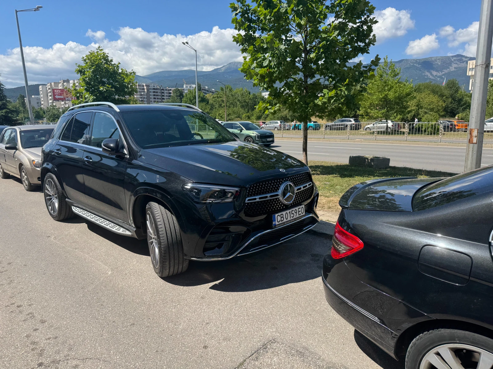 Mercedes-Benz GLE 450 AMG, снимка 3 - Автомобили и джипове - 55392003