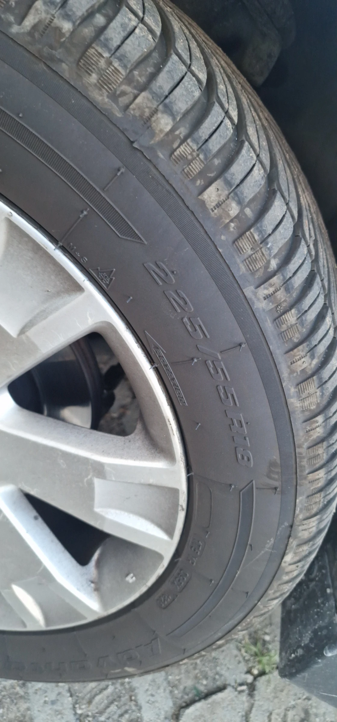 Mitsubishi Outlander, снимка 8 - Автомобили и джипове - 55980150