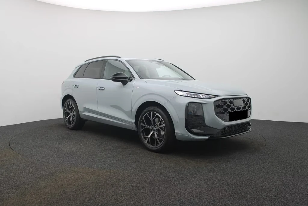Audi Q3 TDI * NEW 2026* S-LINE CAMERA TECH-PLUS , снимка 4 - Автомобили и джипове - 56120190