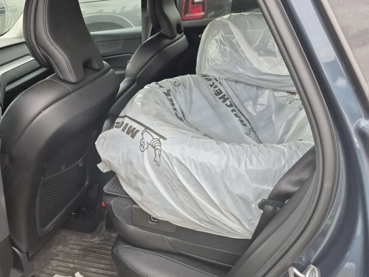 Volvo XC60 * B6 Awd Core * CARFAX * ��� ������������ ������ | Mobile.bg � ����������� 12