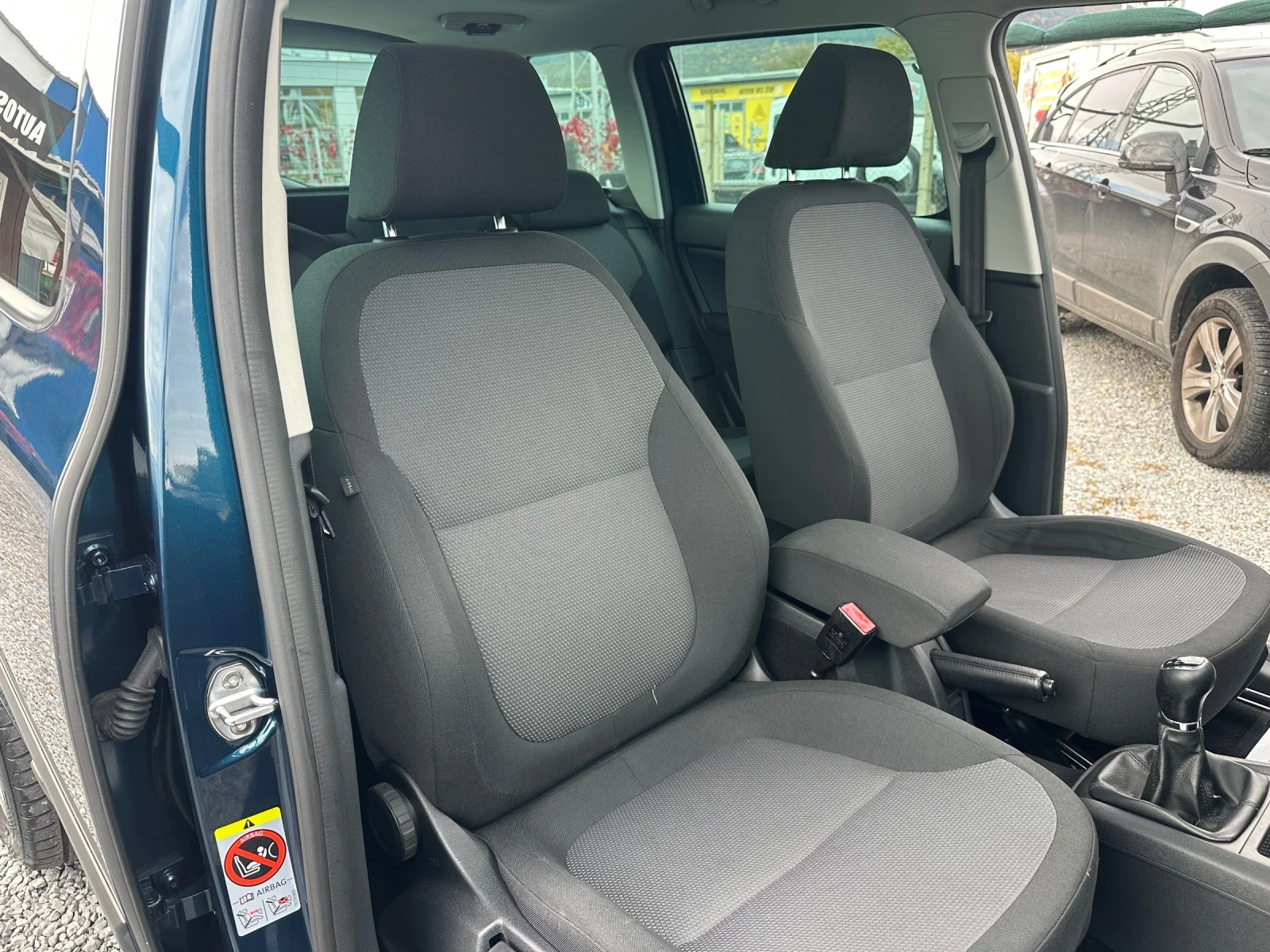 Skoda Yeti 1.8TSI 4x4, снимка 13 - Автомобили и джипове - 56625769