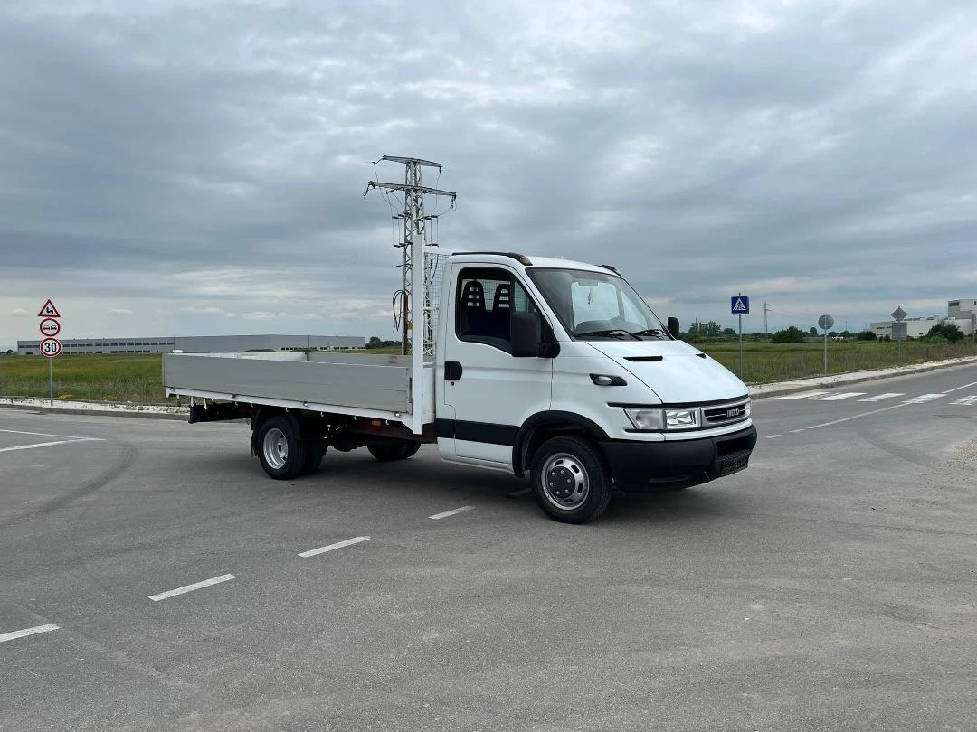 Iveco Daily 35C14 ОТЛИЧЕН 3.0L ТД 140КС 6СК 4.60М КЛИМАТИК*  - изображение 8