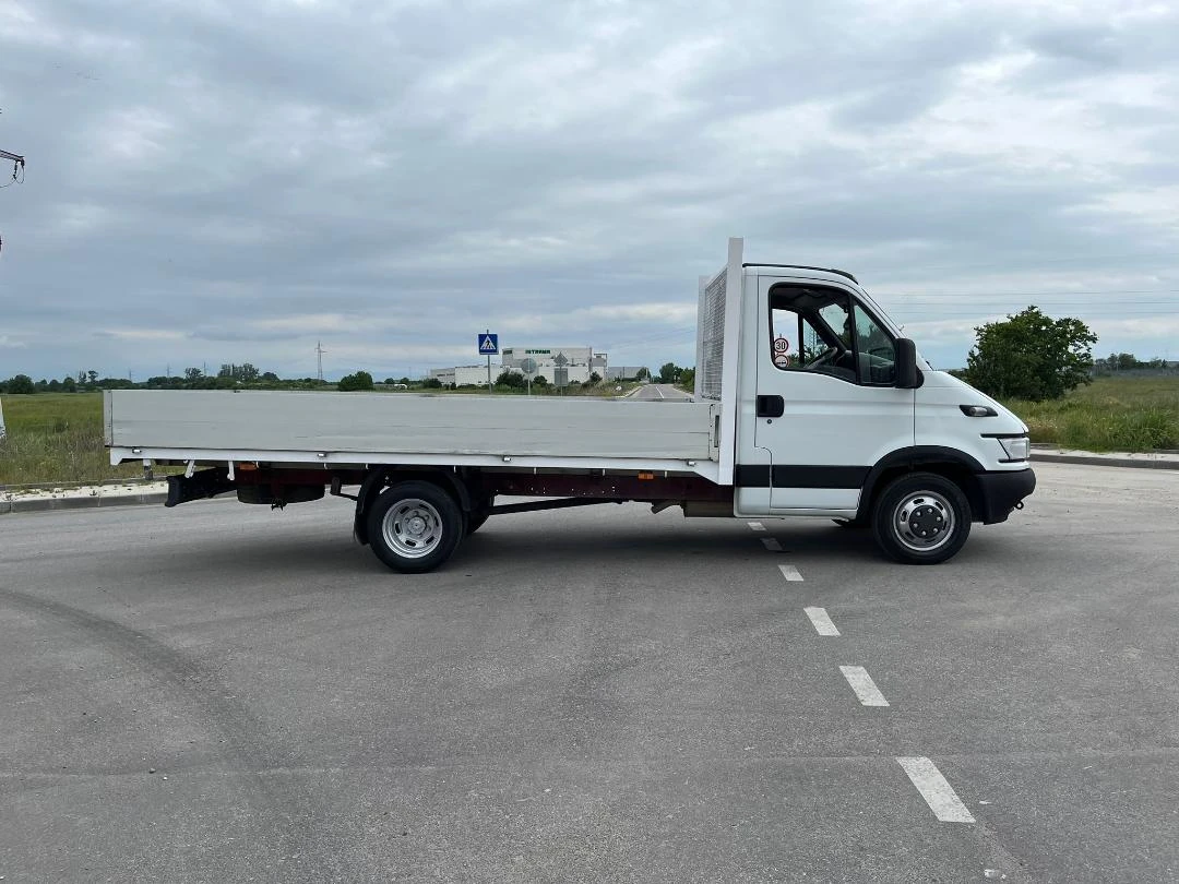 Iveco Daily 35C14 ОТЛИЧЕН 3.0L ТД 140КС 6СК 4.60М КЛИМАТИК*  - изображение 7