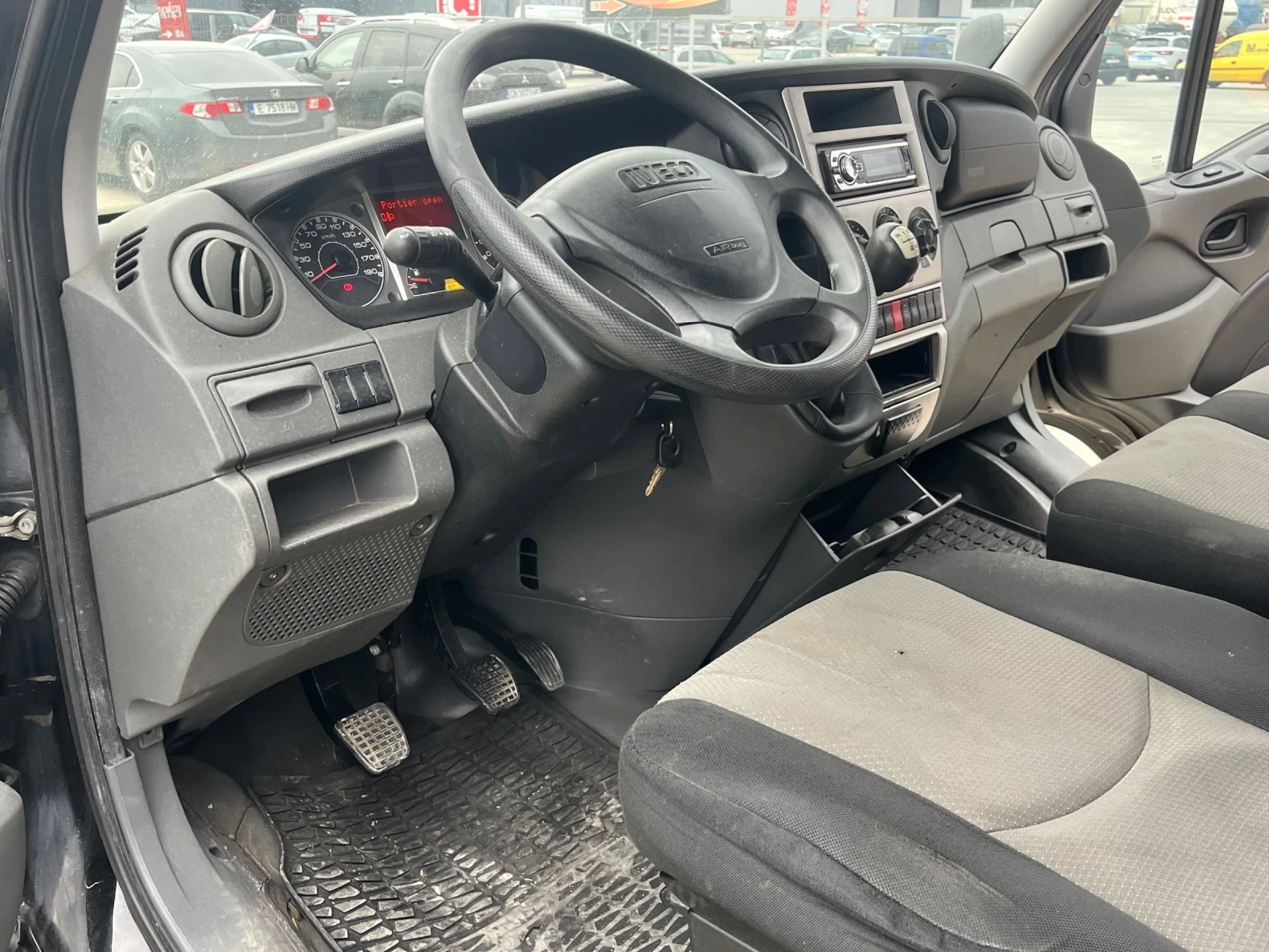 Iveco 35c15 MAXI.XXL.Климатроник.Собствен лизинг!!!, снимка 10 - Бусове и автобуси - 53878504