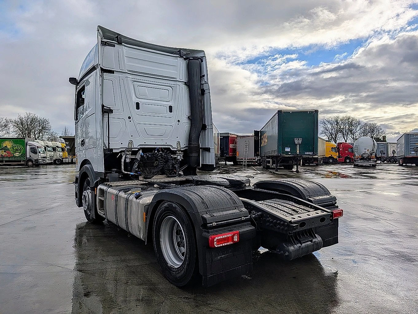 Mercedes-Benz Actros L Pro Cabin 1845, снимка 5 - Камиони - 54020152