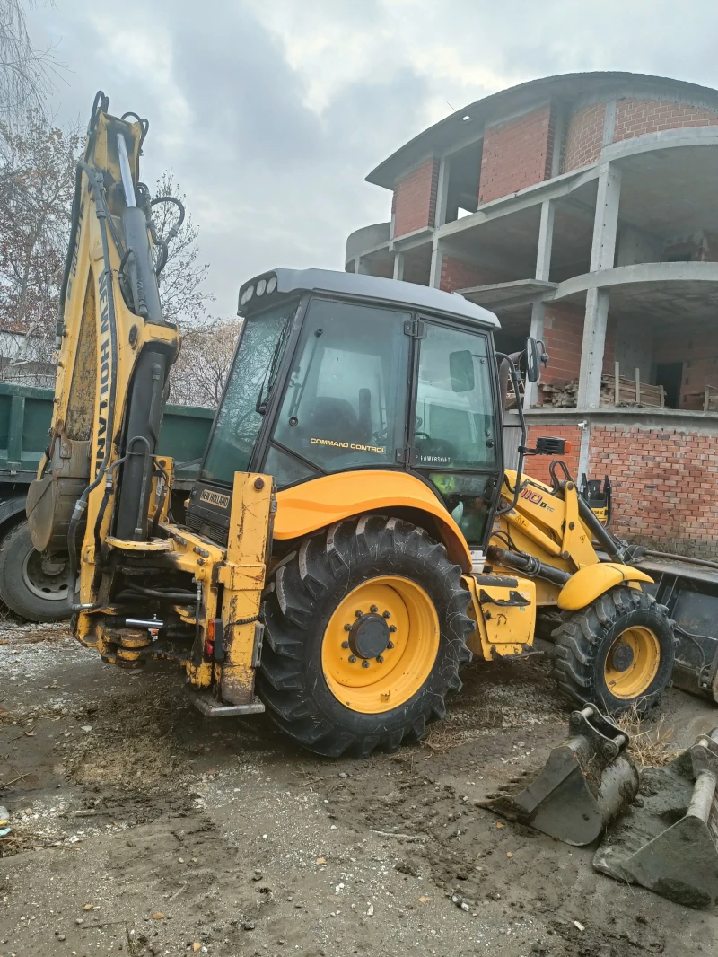 Багер New Holland LB110, снимка 3 - Индустриална техника - 48228300