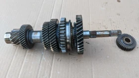 Скоростна кутия (6-степенна) за Голф 5 (VW Golf V 1.6FSI), снимка 3