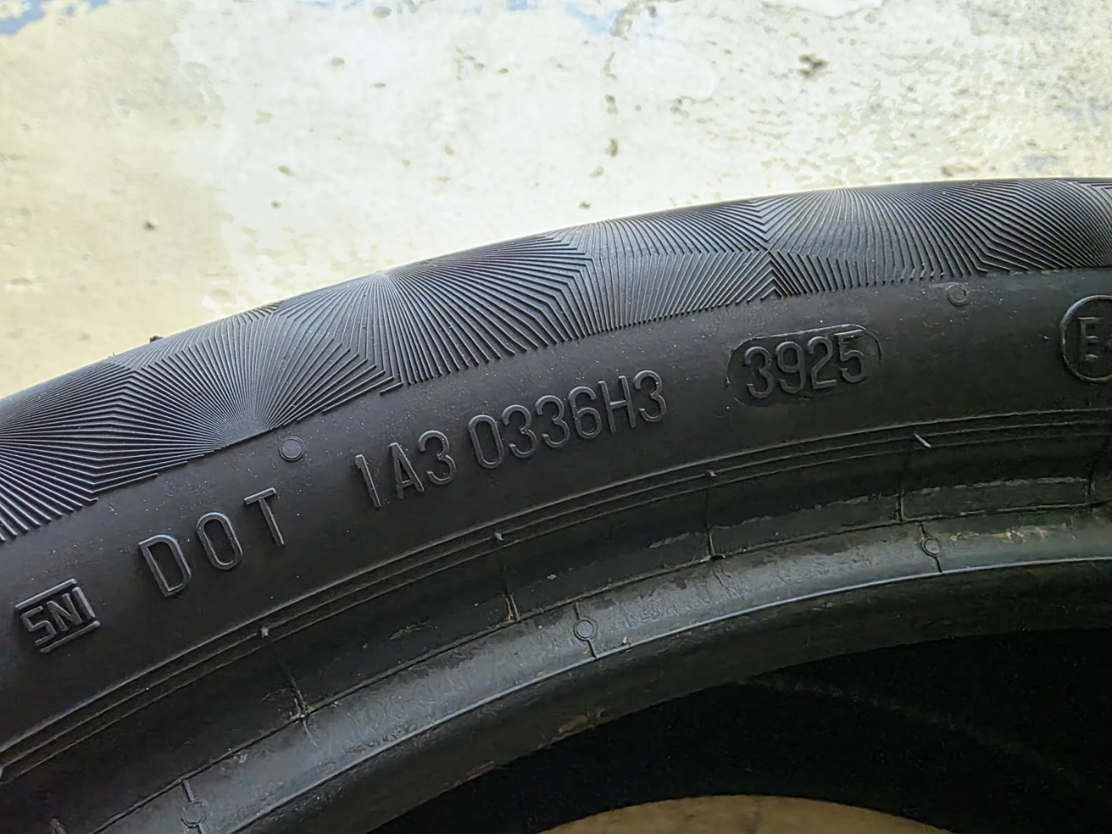 Гуми Летни 315/30R22, снимка 8 - Гуми и джанти - 55816006