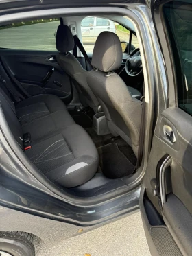 Peugeot 208 1.2 VTI FULL LED , снимка 12
