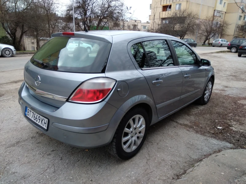 Opel Astra, снимка 14 - Автомобили и джипове - 47593333