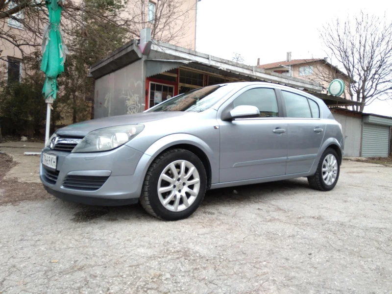 Opel Astra, снимка 11 - Автомобили и джипове - 47593333