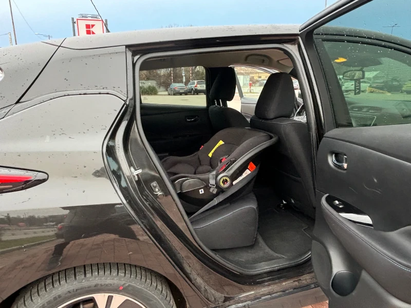 Nissan Leaf  N-Connecta, снимка 11 - Автомобили и джипове - 48301203