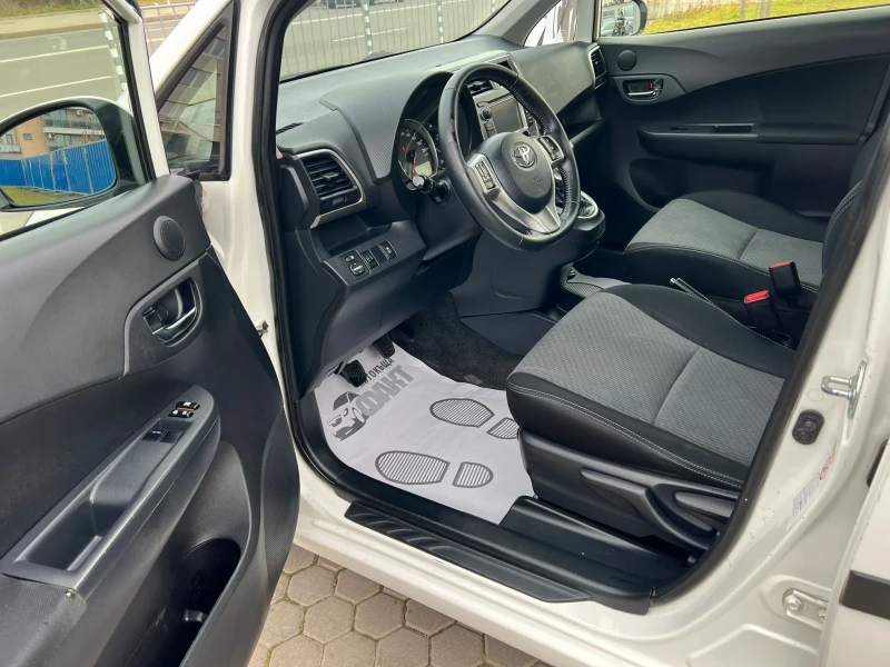 Toyota Verso S 1.3VVT-i/EU.5B, снимка 6 - Автомобили и джипове - 48344167