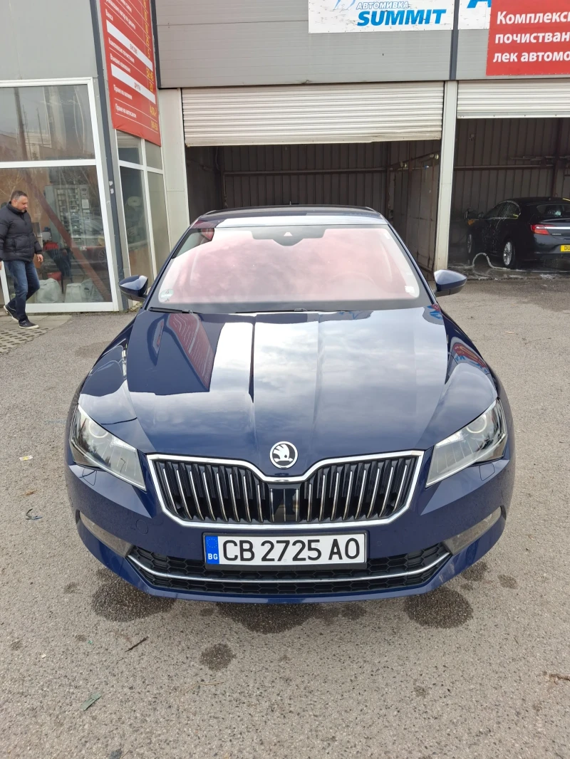 Skoda Superb, снимка 7 - Автомобили и джипове - 48556836