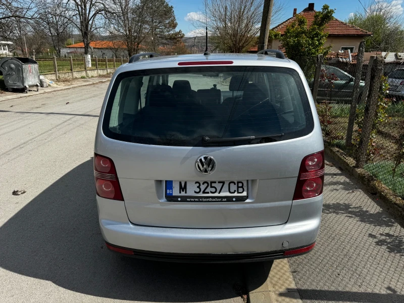 VW Touran, снимка 3 - Автомобили и джипове - 49164673