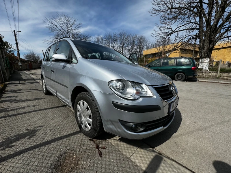 VW Touran, снимка 12 - Автомобили и джипове - 49164673