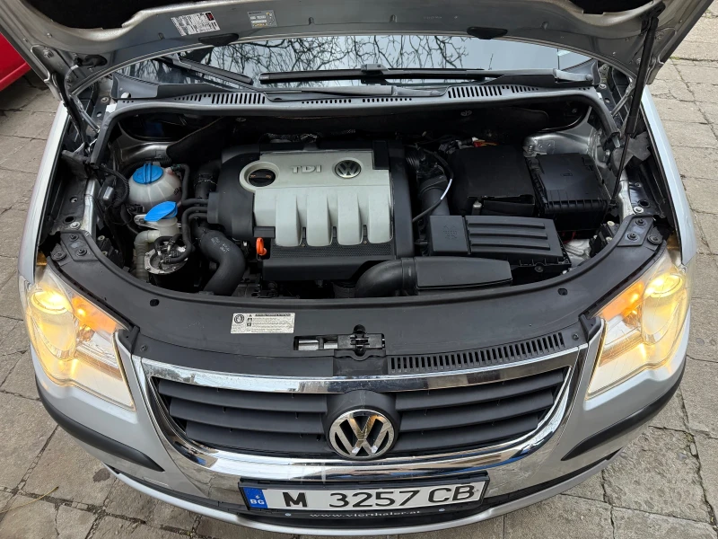 VW Touran, снимка 1 - Автомобили и джипове - 49164673