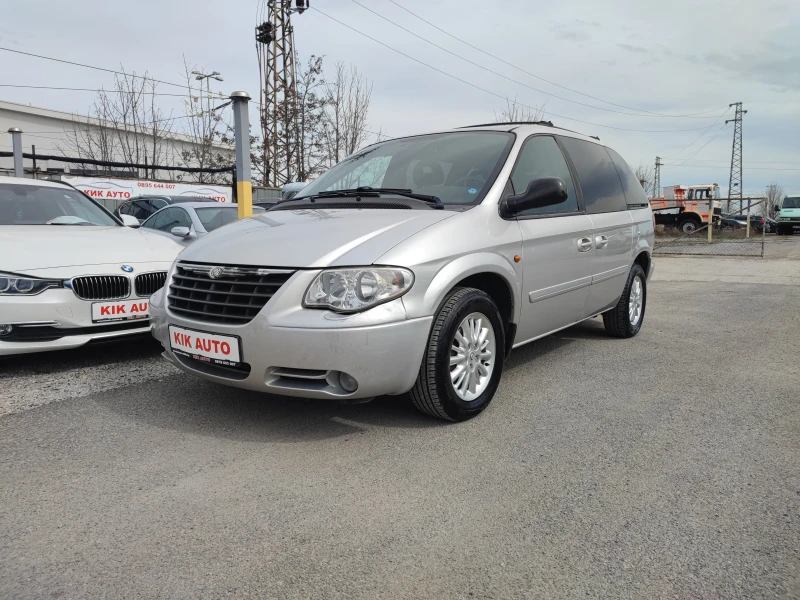 Chrysler Voyager 2.8CRDI-150ks-АВТОМАТ- 7 МЕСТА, снимка 2 - Автомобили и джипове - 49492471