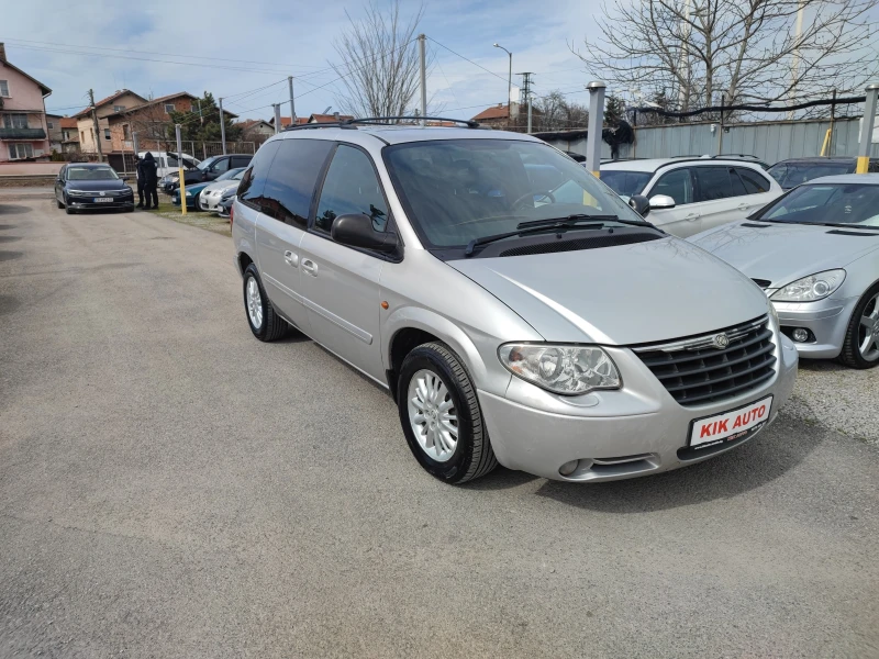 Chrysler Voyager 2.8CRDI-150ks-АВТОМАТ- 7 МЕСТА, снимка 3 - Автомобили и джипове - 49492471