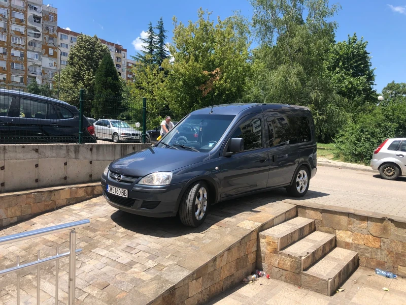 Opel Combo 1.7 CDTI KLIMATIK, снимка 12 - Автомобили и джипове - 52044232