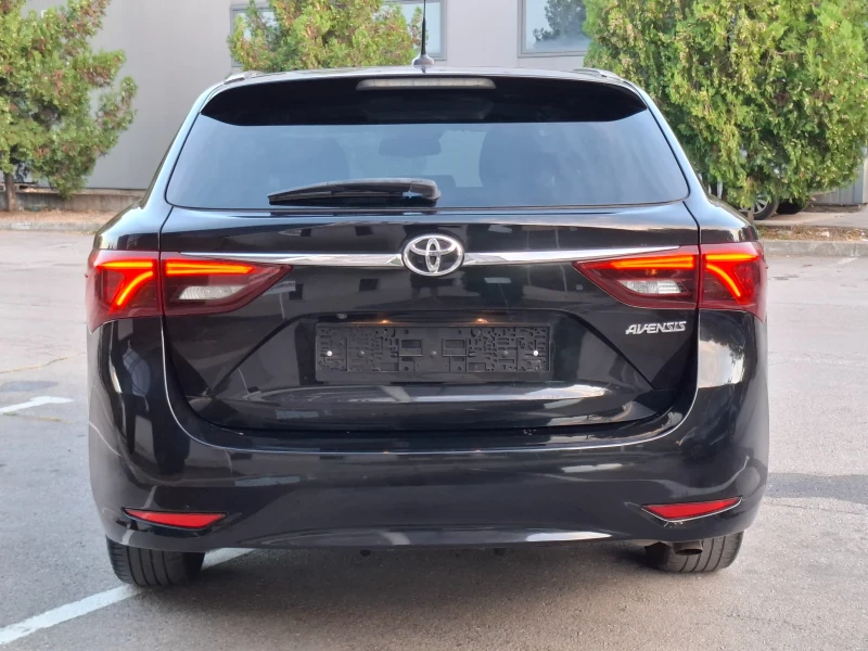 Toyota Avensis 2.0D4D 143hp * КЛИМАТРОНИК * EURO 6 * NAVI * , снимка 5 - Автомобили и джипове - 52044091