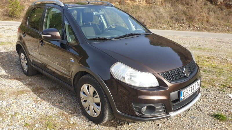 Suzuki SX4, снимка 8 - Автомобили и джипове - 52440596