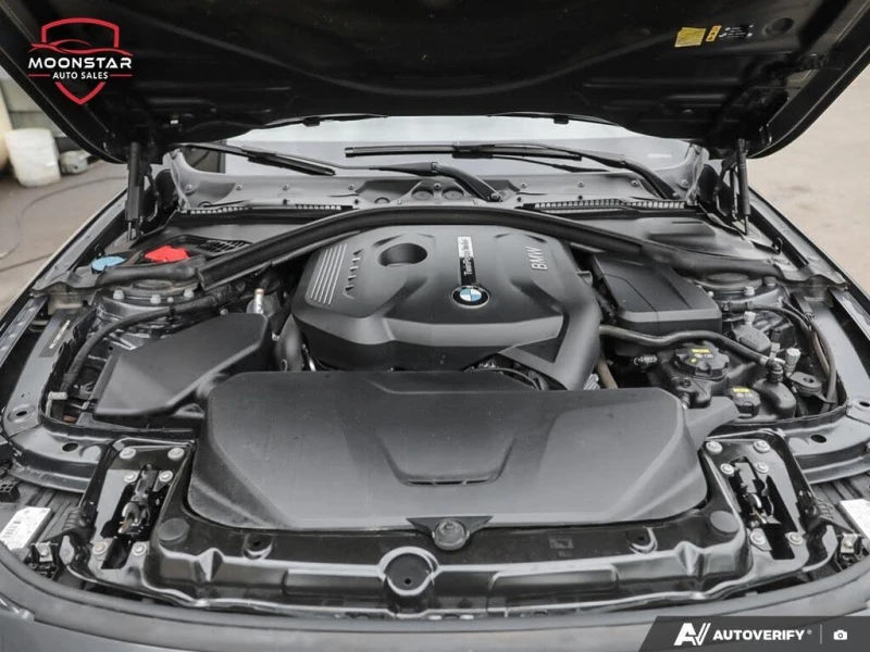 BMW 330 I * M-Package* * HeadUp* AвтоКредит* (ЦЕНА ДО БГ), снимка 6 - Автомобили и джипове - 53501173