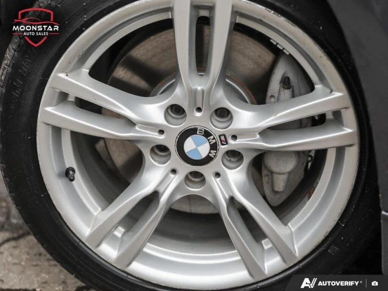 BMW 330 I * M-Package* * HeadUp* AвтоКредит* (ЦЕНА ДО БГ), снимка 12 - Автомобили и джипове - 53501173