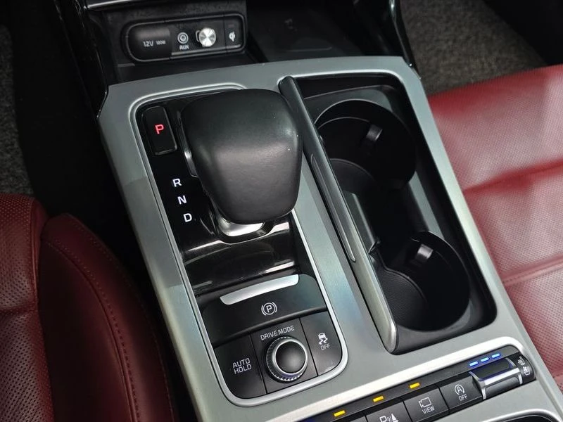 Kia Stinger 3.3 Automatic, снимка 9 - Автомобили и джипове - 55801121