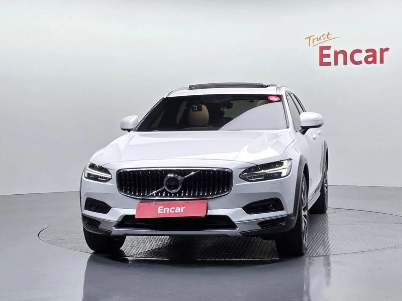 Volvo V90 2.0 Automatic, снимка 3 - Автомобили и джипове - 55955359